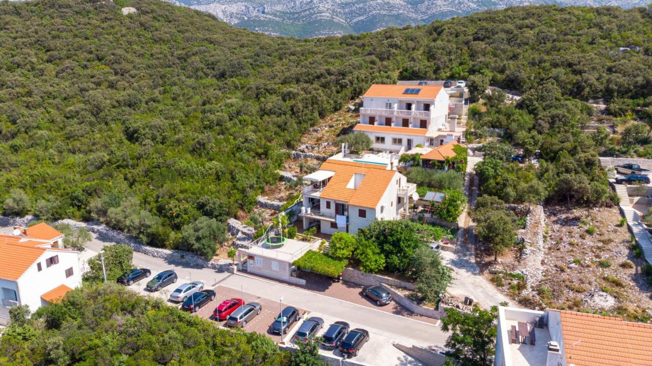 Villa Castello Zrnovo Exteriér fotografie