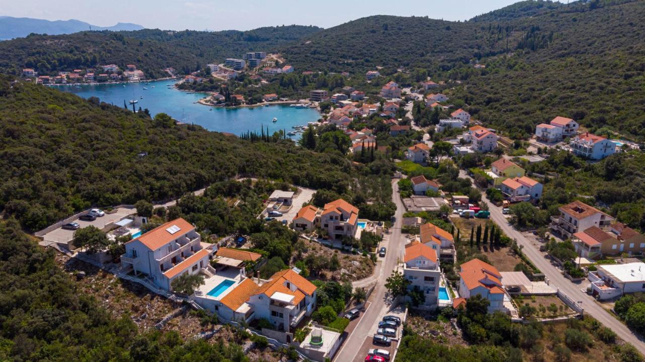 Villa Castello Zrnovo Exteriér fotografie