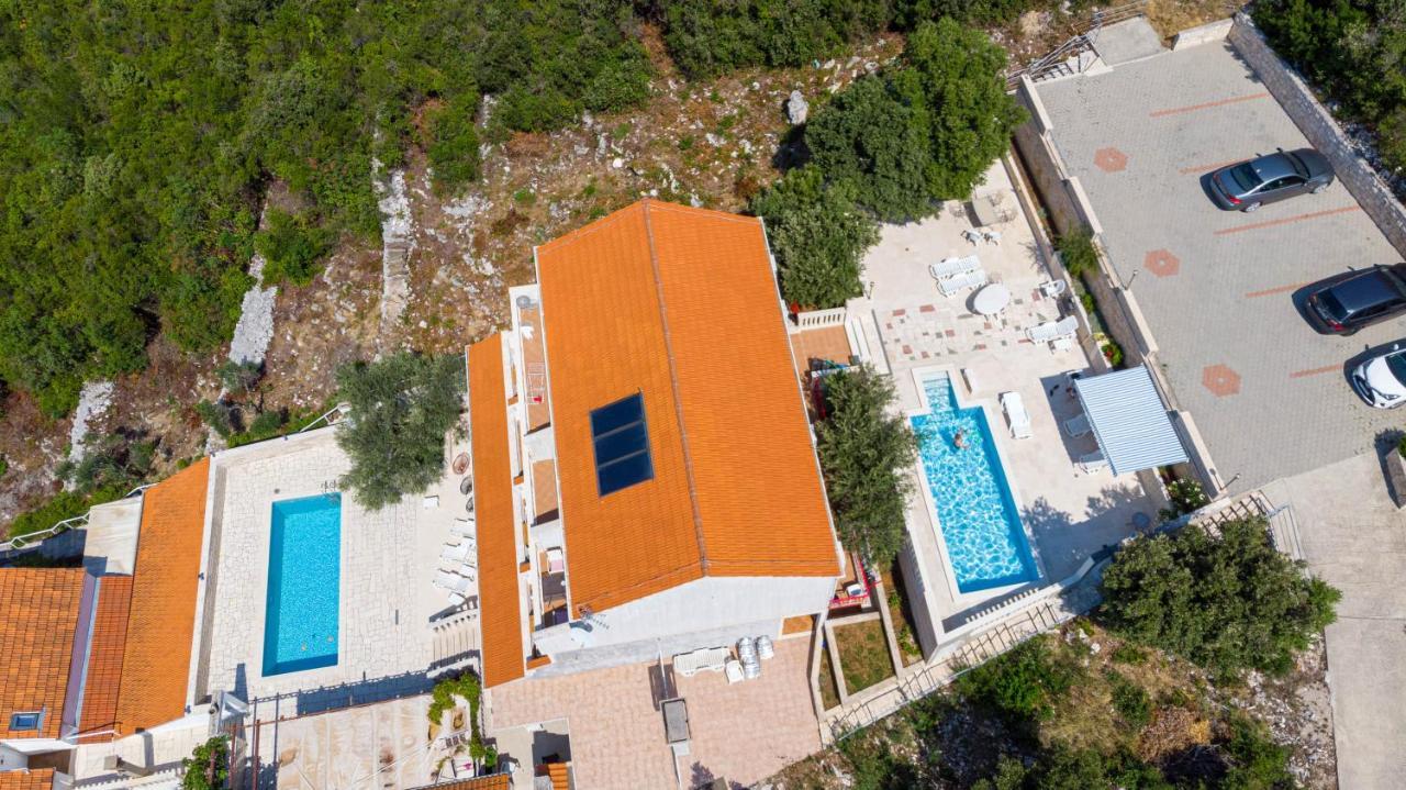 Villa Castello Zrnovo Exteriér fotografie
