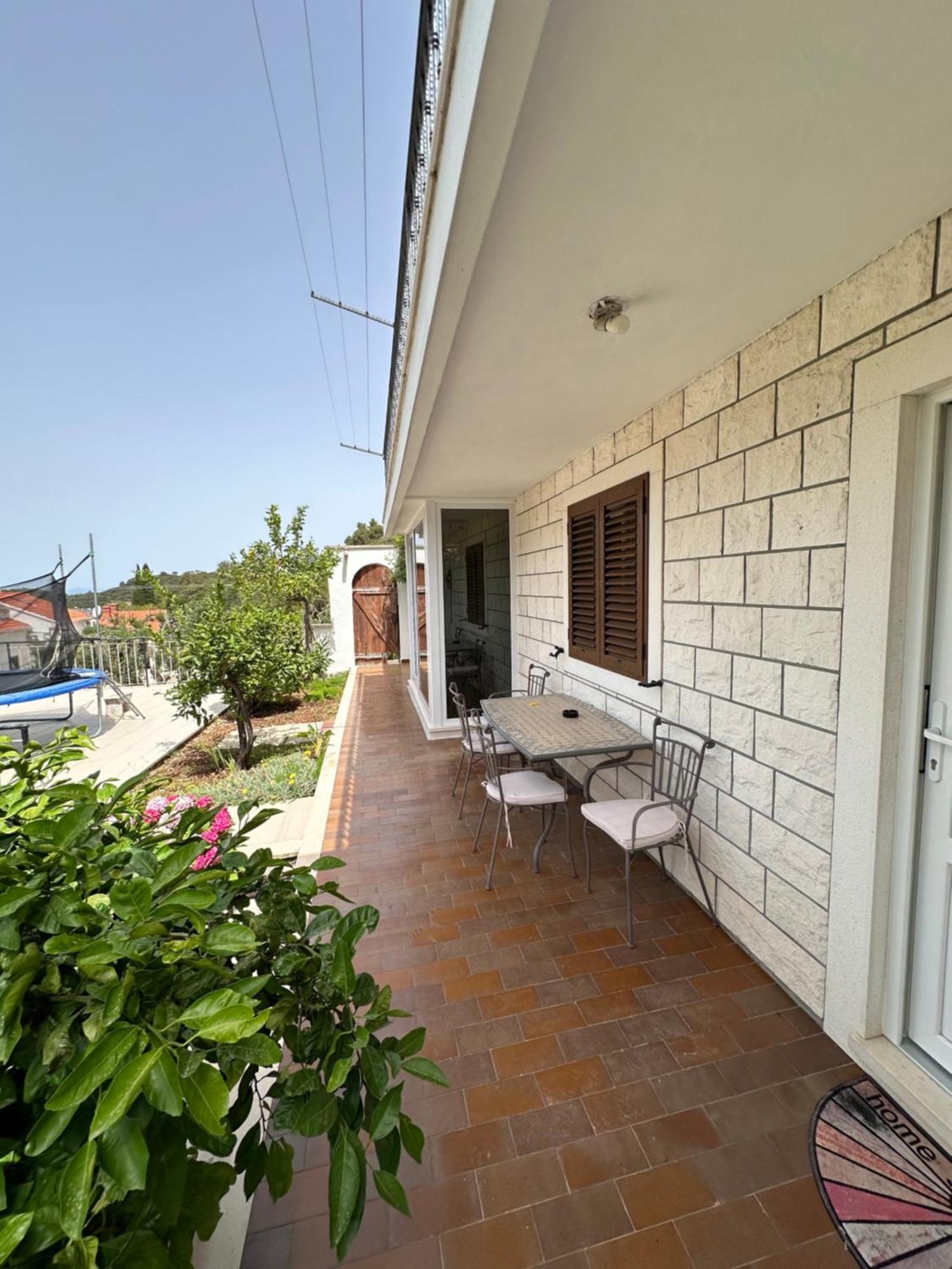 Villa Castello Zrnovo Exteriér fotografie